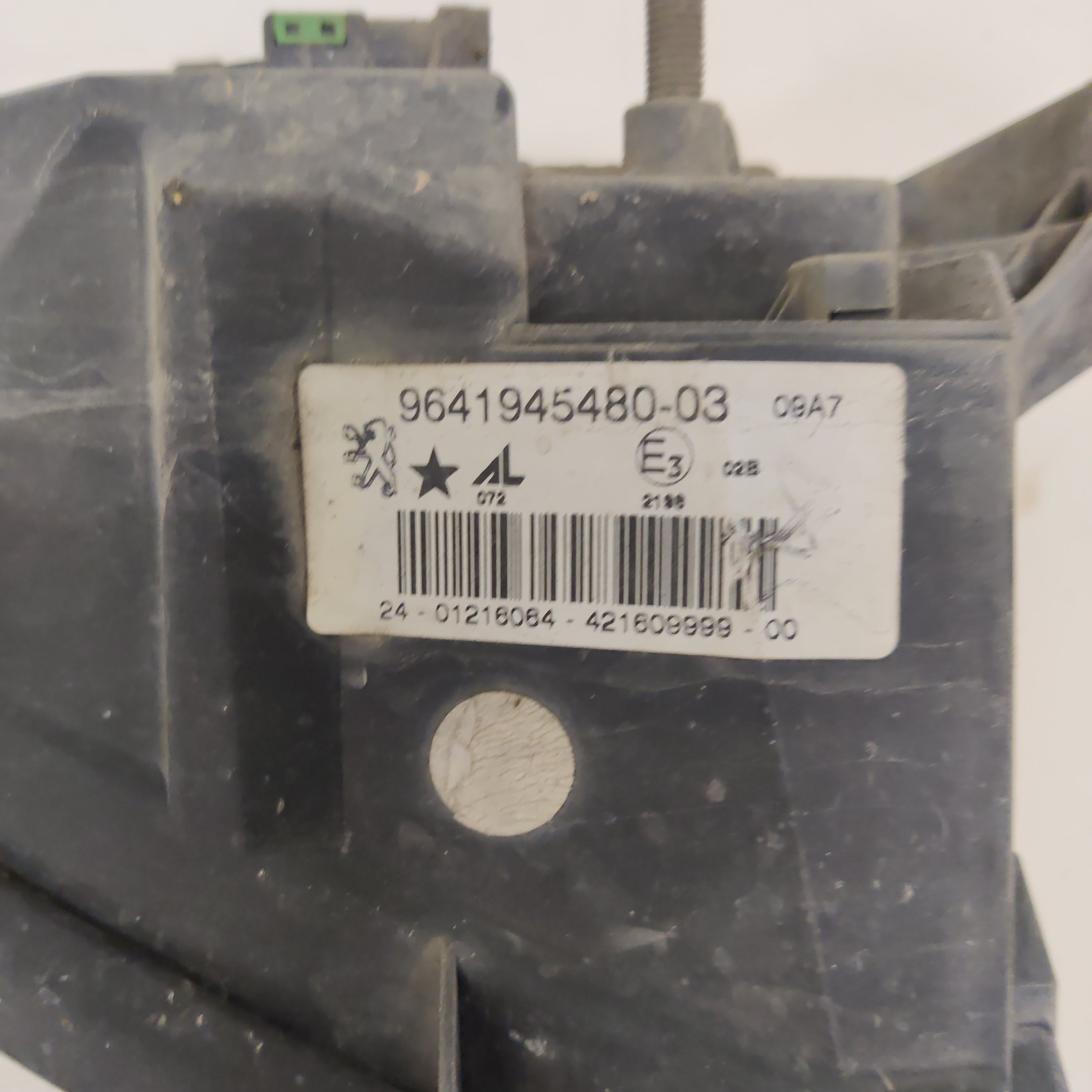 Etusumuvalo oikea, Peugeot 5D 407 SW 2.0 Farmari 2005, 9641945480-03