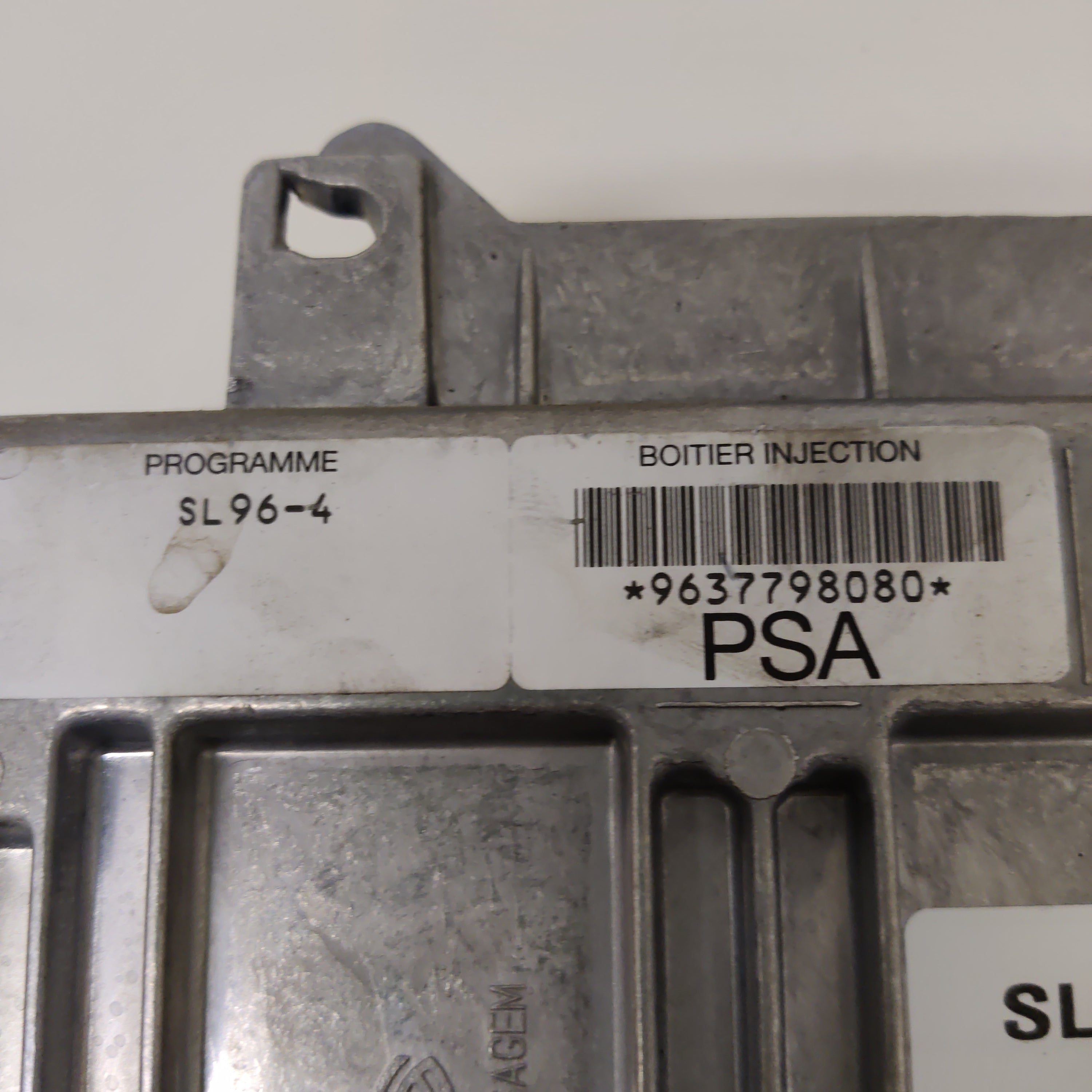Moottorin ohjausyksikkö, ECU, Peugeot 4D HATCHBACK 306 1.8, 21656234-7