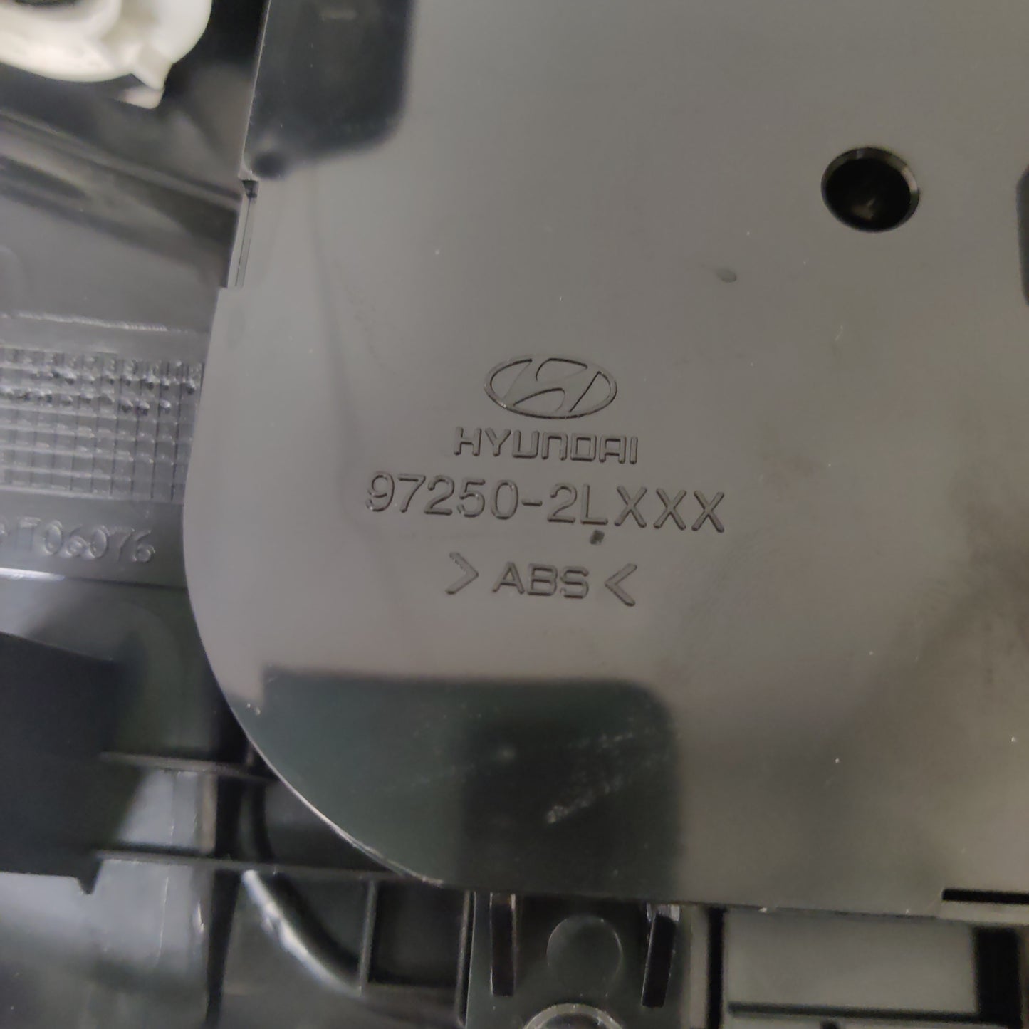 Lämmittimen säädin, Hyundai i30 cw 1.6 Farmari 2009, 97250-2LXXX