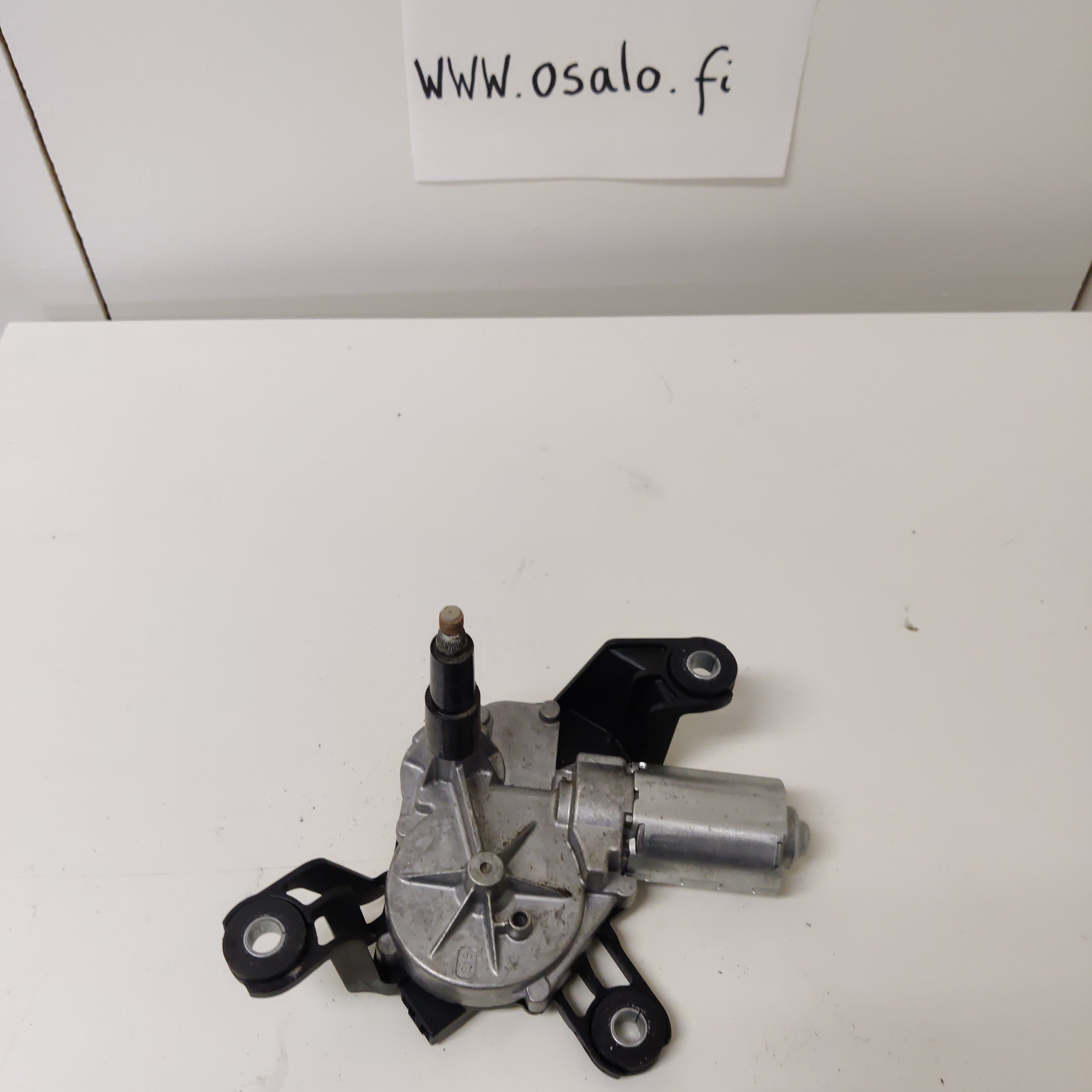 Pyyhkimen moottori, takalasi, Opel Astra Station Wagon 1.6 Farmari 2008, Bosch 13105981
