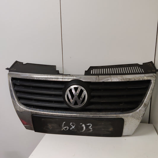 Etusäleikkö/Jäähdyttimen säleikkö, VW Passat Sedan 1.9 2005, 3C0853651