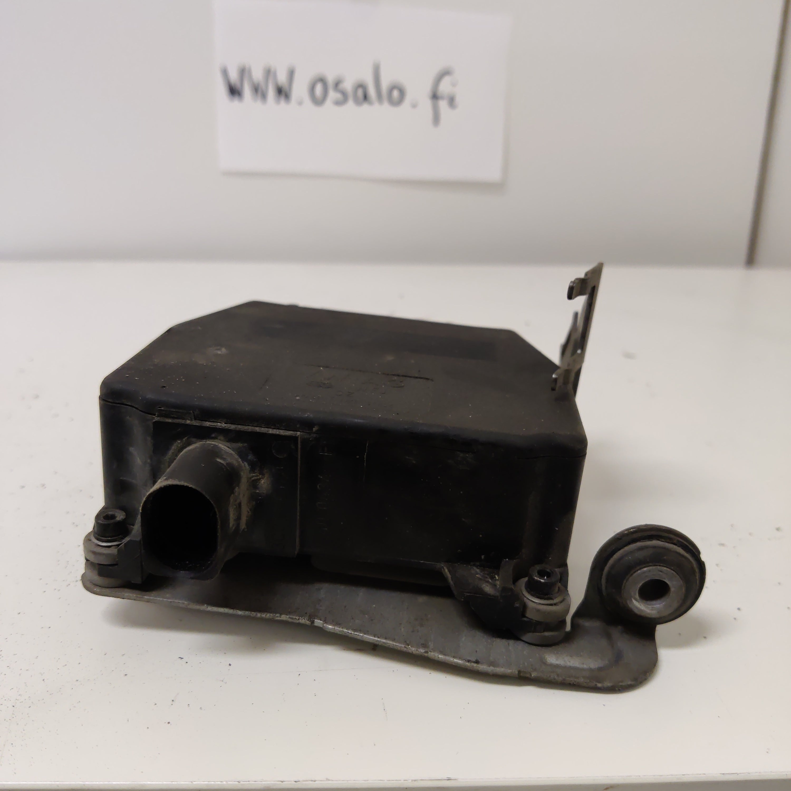 Alipainepumppu, WV Passat 1.9 2005, 3C0906625